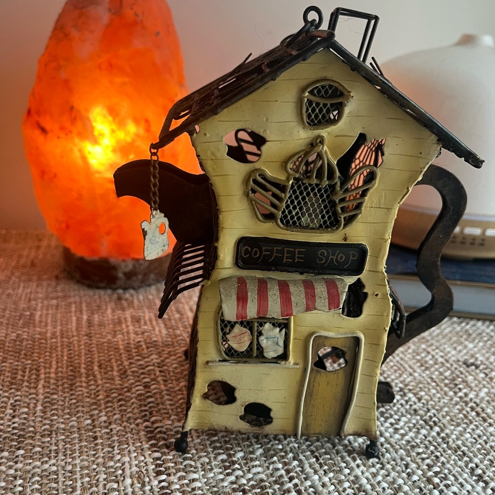 3/$10 - Charming coffee shop tea light holder